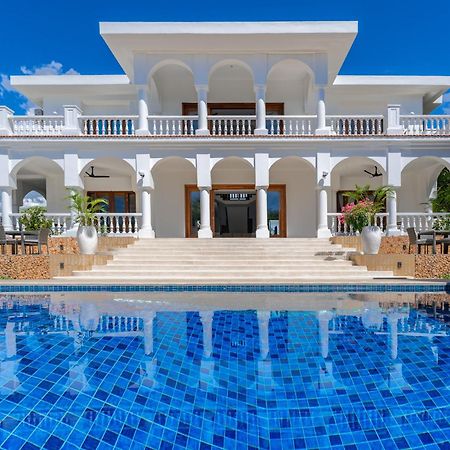 Villa Branca Diani Boutique Luxury & Personalized Service ディアニ・ビーチ エクステリア 写真