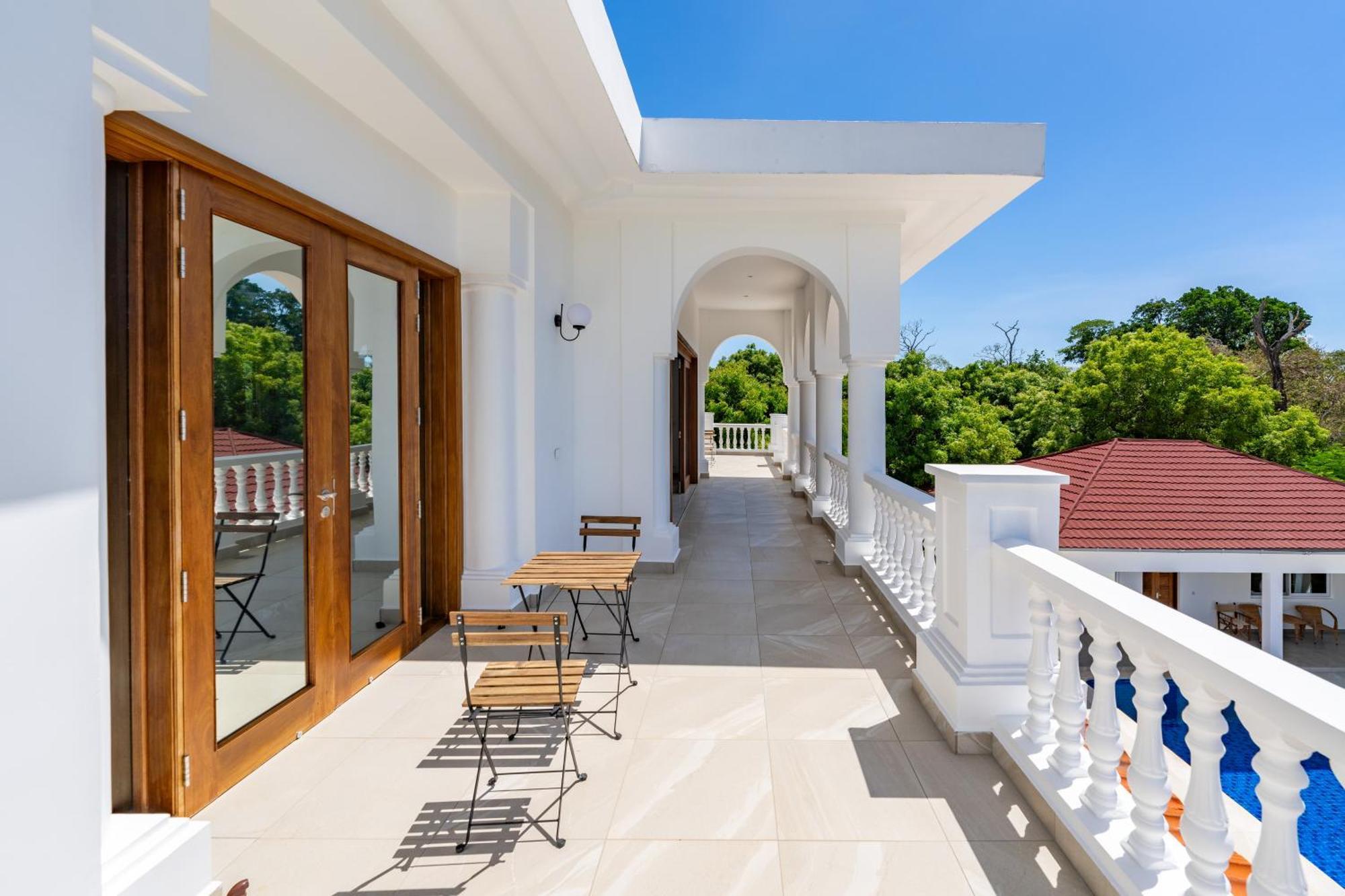 Villa Branca Diani Boutique Luxury & Personalized Service ディアニ・ビーチ エクステリア 写真