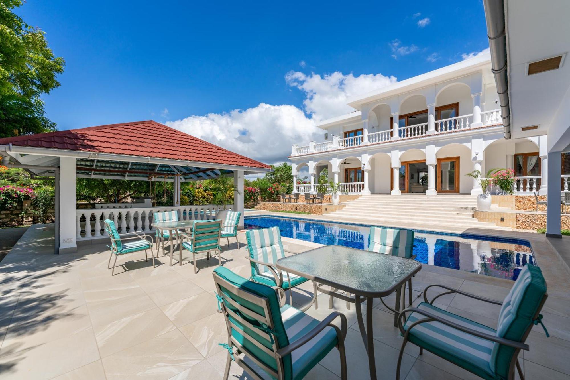 Villa Branca Diani Boutique Luxury & Personalized Service ディアニ・ビーチ エクステリア 写真