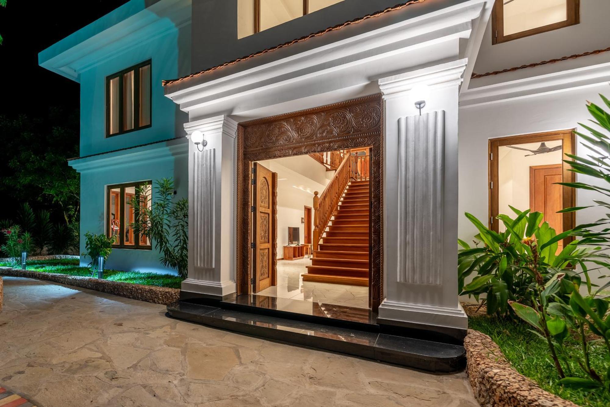 Villa Branca Diani Boutique Luxury & Personalized Service ディアニ・ビーチ エクステリア 写真