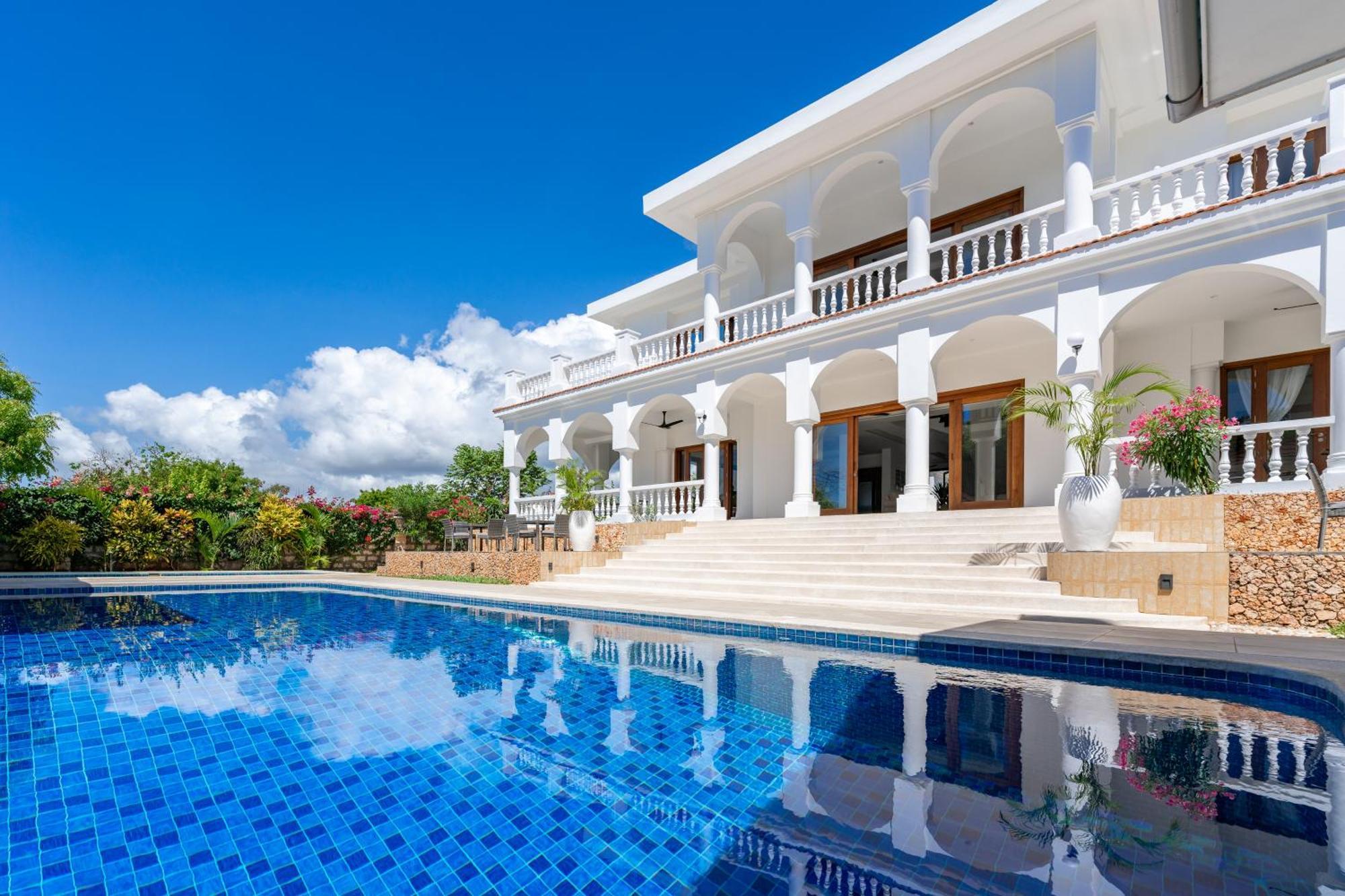 Villa Branca Diani Boutique Luxury & Personalized Service ディアニ・ビーチ エクステリア 写真