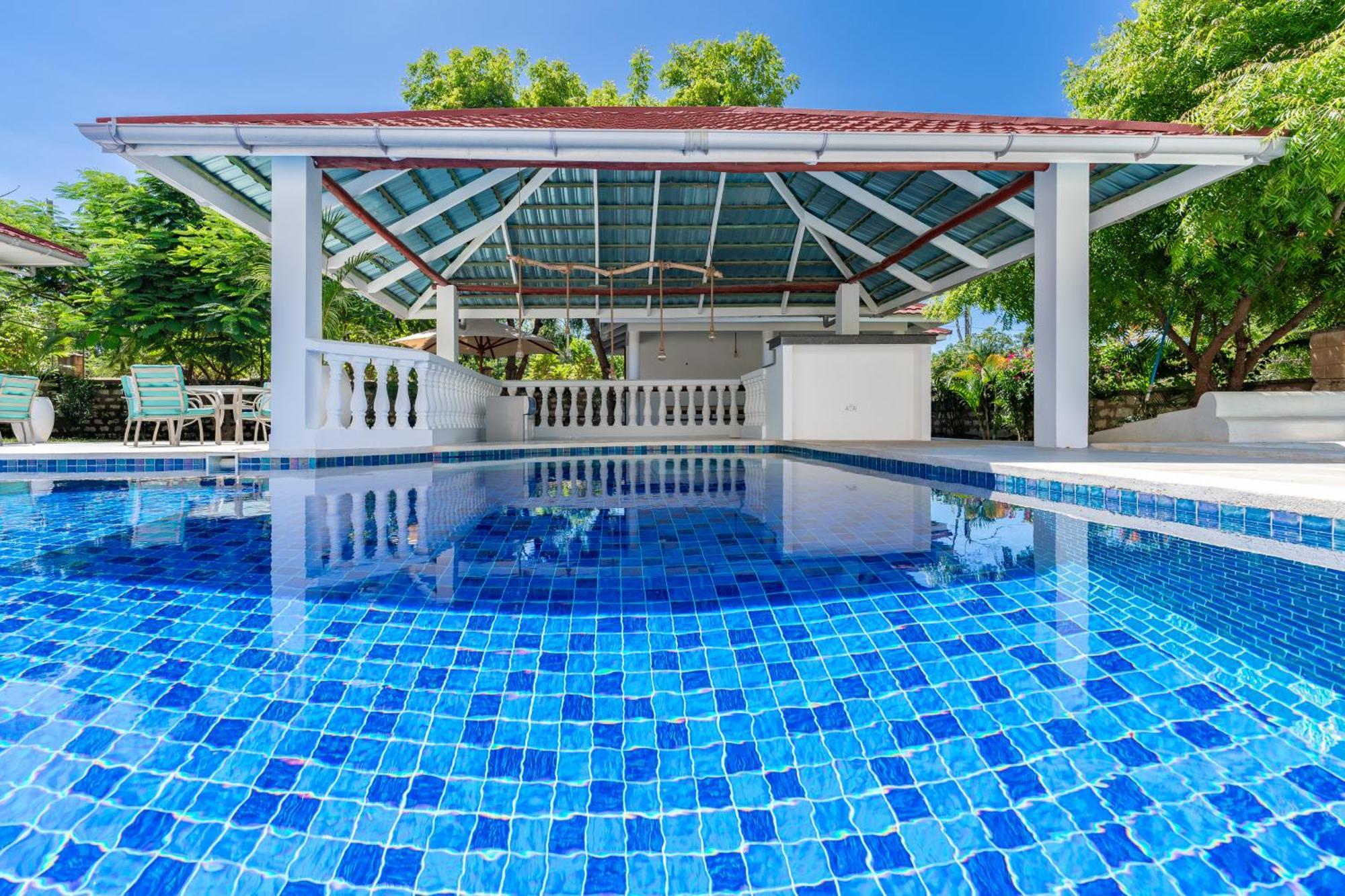 Villa Branca Diani Boutique Luxury & Personalized Service ディアニ・ビーチ エクステリア 写真