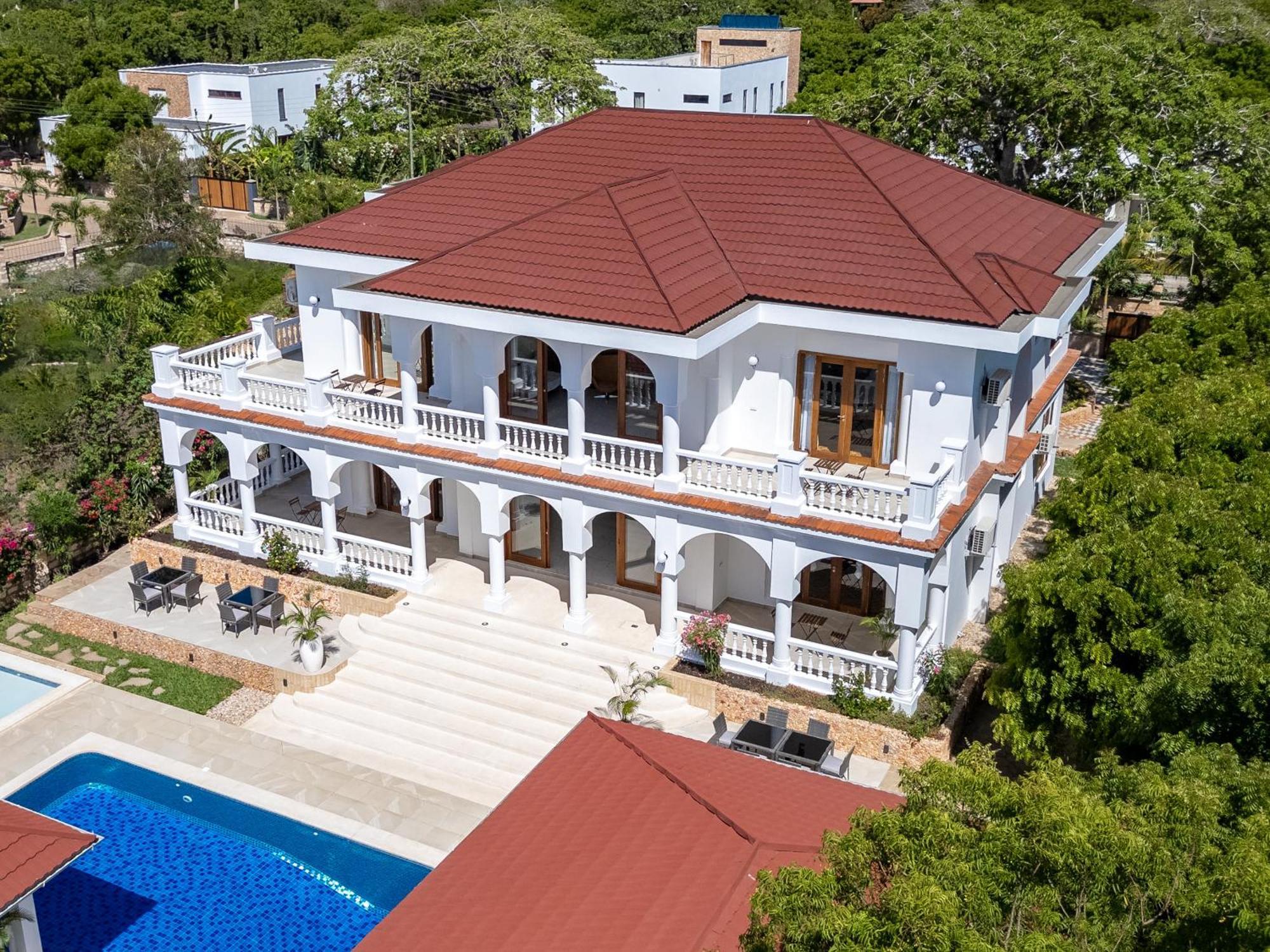 Villa Branca Diani Boutique Luxury & Personalized Service ディアニ・ビーチ エクステリア 写真
