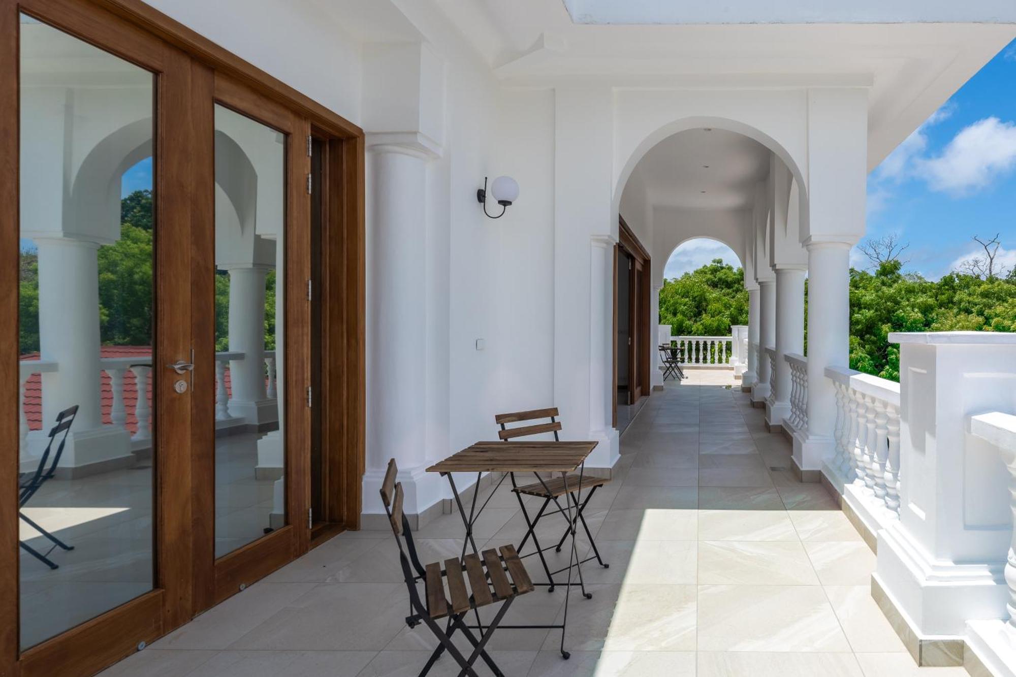 Villa Branca Diani Boutique Luxury & Personalized Service ディアニ・ビーチ エクステリア 写真