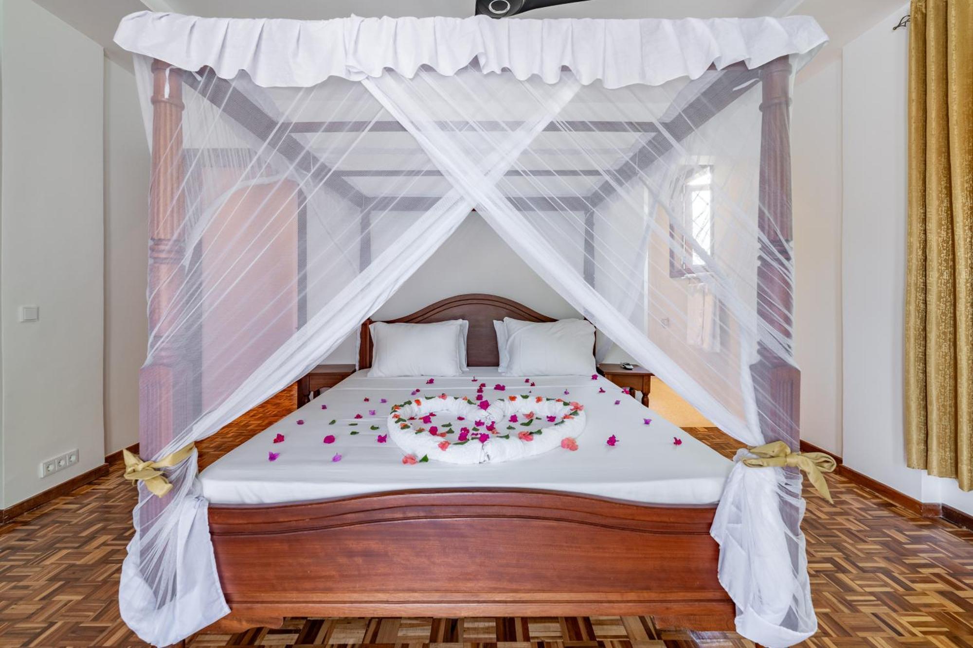 Villa Branca Diani Boutique Luxury & Personalized Service ディアニ・ビーチ エクステリア 写真