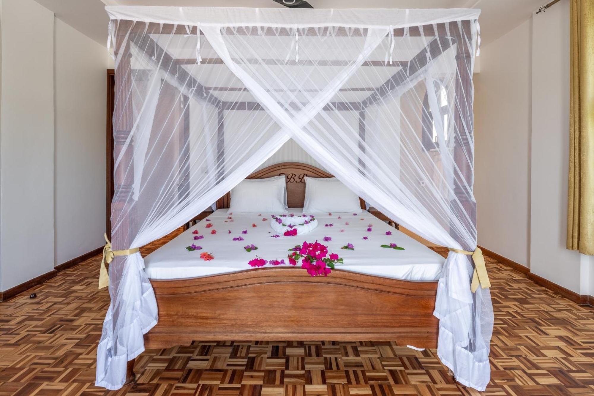 Villa Branca Diani Boutique Luxury & Personalized Service ディアニ・ビーチ エクステリア 写真